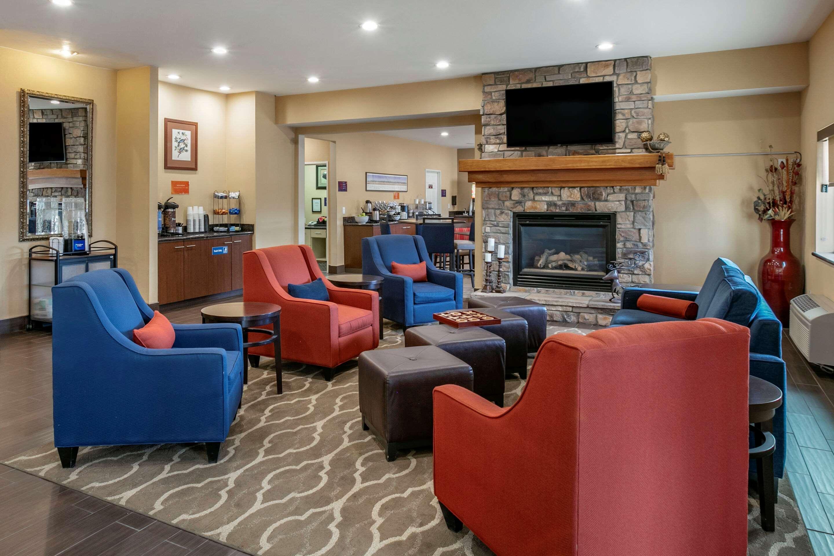 Comfort Inn Fort Collins North Экстерьер фото