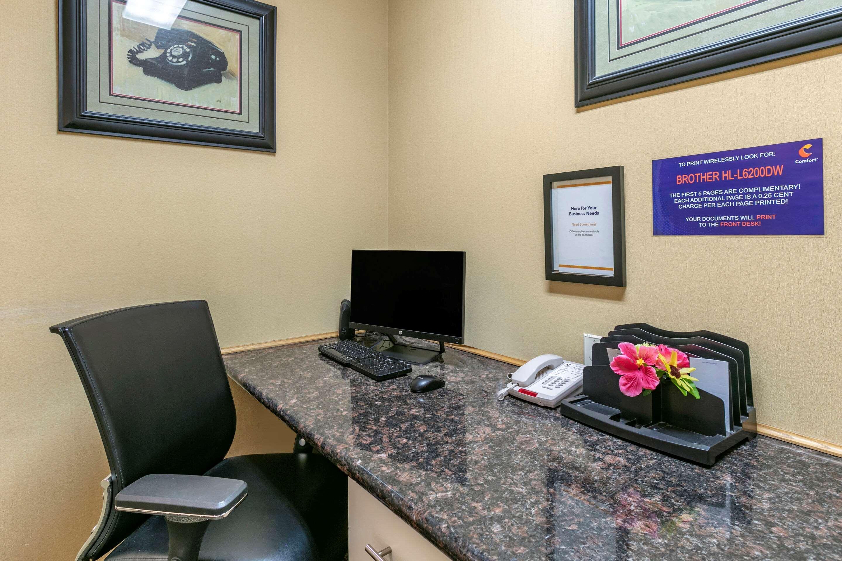 Comfort Inn Fort Collins North Экстерьер фото
